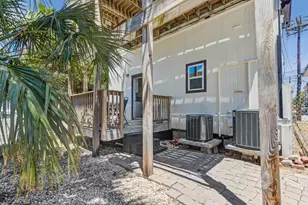 811 24th St, Galveston, TX 77550 - Photo 41
