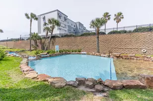 9520 Seawall Blvd, Galveston, TX 77554 - Photo 19