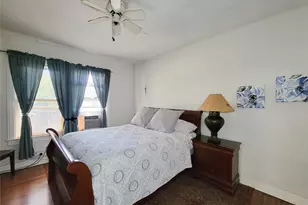 1574 Godwin St, Houston, TX 77023 - Photo 19