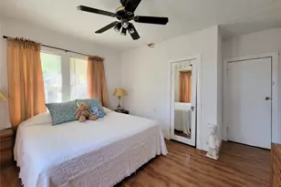 1574 Godwin St, Houston, TX 77023 - Photo 17