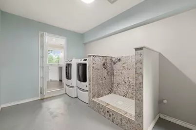 5127 Maple Street, Bellaire, TX 77401 - Photo 15