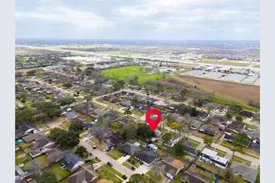 8307 Coastway Lane, Houston, TX 77075 - Photo 33