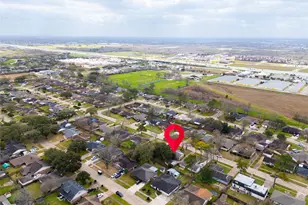 8307 Coastway Ln, Houston, TX 77075 - Photo 33