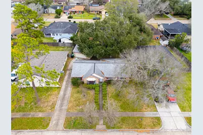 8307 Coastway Lane, Houston, TX 77075 - Photo 31