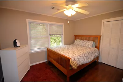 5215 Sanford Road, Houston, TX 77035 - Photo 11