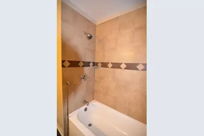 5215 Sanford Road, Houston, TX 77035 - Photo 9