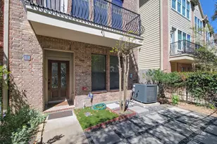 2904 Chenevert St, Houston, TX 77004 - Photo 3