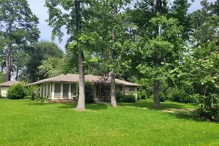 110 Sunset Blvd, Conroe, TX 77303 - Photo 1