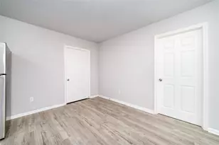 1309 Jefferson St, Baytown, TX 77520 - Photo 5