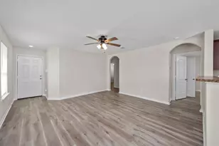 5834 Golden Cove Rd, Cove, TX 77523 - Photo 5