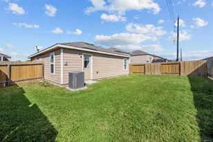 5834 Golden Cove Rd, Cove, TX 77523 - Photo 35