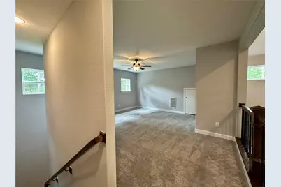 1145 Goodson Loop, Pinehurst, TX 77362 - Photo 9