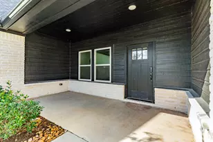 2 Greystone Ct, Angleton, TX 77515 - Photo 9