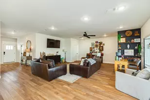 2 Greystone Ct, Angleton, TX 77515 - Photo 13