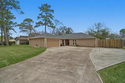 10023 Sweet Gum Lane, Baytown, TX 77521 - Photo 3