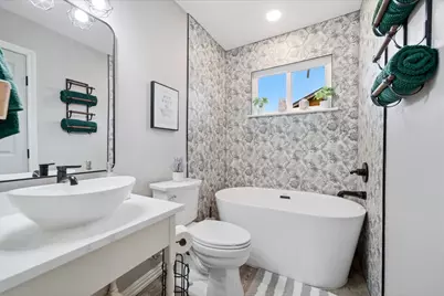 10023 Sweet Gum Lane, Baytown, TX 77521 - Photo 15