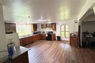 20 Joyce Rd, Cleveland, TX 77328 - Photo 13