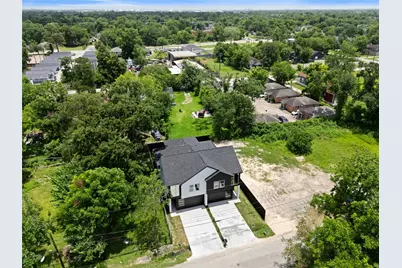 4104 Falls St, Houston, TX 77026 - Photo 29