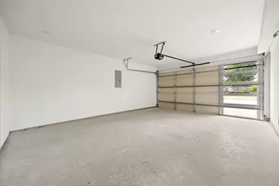 4104 Falls St, Houston, TX 77026 - Photo 25