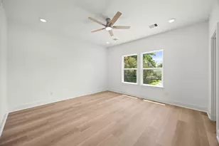 4104 Falls St, Houston, TX 77026 - Photo 19