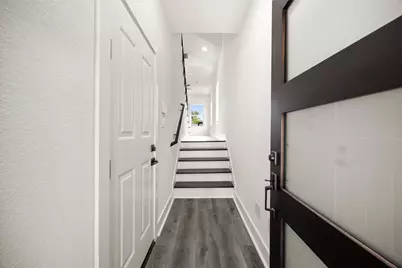 4104 Falls St, Houston, TX 77026 - Photo 3