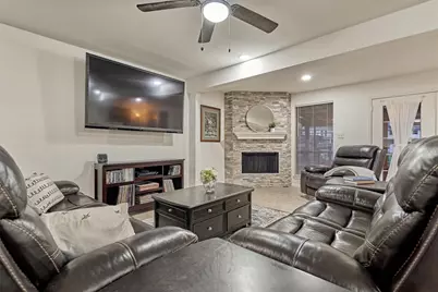 807 Paradise Lane, Montgomery, TX 77356 - Photo 5