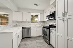 11423 Kirkmeadow Dr, Houston, TX 77089 - Photo 9
