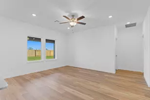 9011 Serene Haven, Rosharon, TX 77583 - Photo 11