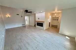 71 Cayenne Common, Lake Jackson, TX 77566 - Photo 5