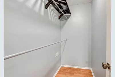8229 Kingsbrook Road #229, Houston, TX 77024 - Photo 25