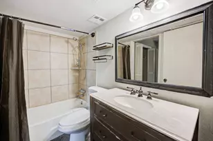 8229 Kingsbrook Rd, Houston, TX 77024 - Photo 27