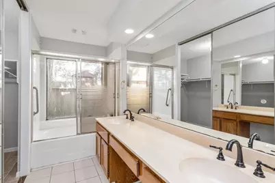 2015 Braesmeadow Lane, Sugar Land, TX 77479 - Photo 21