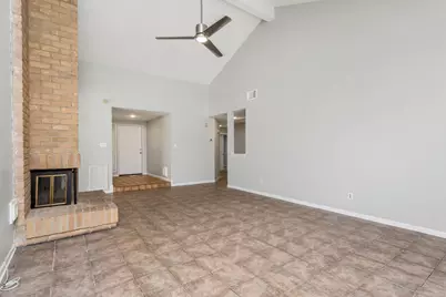 2015 Braesmeadow Lane, Sugar Land, TX 77479 - Photo 5