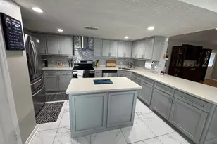 17003 Kings Walk Ln, Houston, TX 77070 - Photo 9