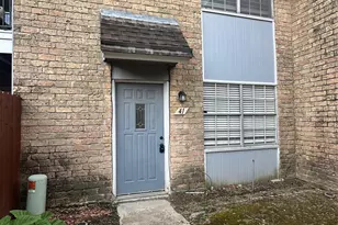 1433 Cedar Post Ln, Houston, TX 77055 - Photo 1
