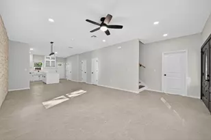 10594 Rustling Oaks Dr, Conroe, TX 77303 - Photo 5