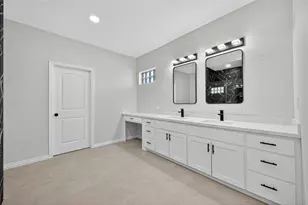 10594 Rustling Oaks Dr, Conroe, TX 77303 - Photo 27