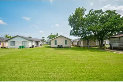 6014 Collingsworth Street #2, Houston, TX 77026 - Photo 19