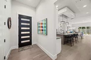 1024 Dorothy St, Houston, TX 77008 - Photo 5