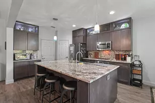 23 Stone Arrow Pl, The Woodlands, TX 77382 - Photo 9