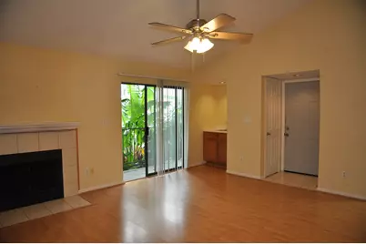 3754 Tanglewilde Street #C16, Houston, TX 77063 - Photo 11