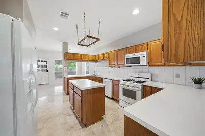2255 Broadlawn Drive, Houston, TX 77058 - Photo 17