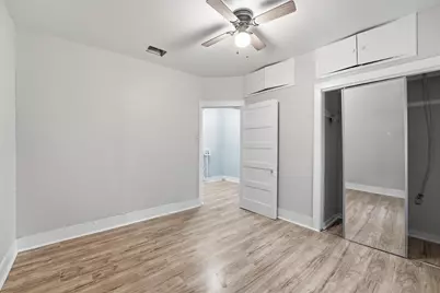 811 W Broad Street, Freeport, TX 77541 - Photo 17