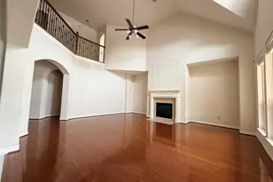 2403 Galleon Point Ct, Pearland, TX 77584 - Photo 3