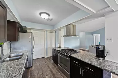 3501 Old Oaks Drive, Baytown, TX 77521 - Photo 9