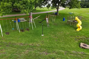 445 Carolcrest Ln, Livingston, TX 77351 - Photo 15