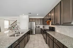 19826 Belissima Aurora Ln, Cypress, TX 77433 - Photo 9