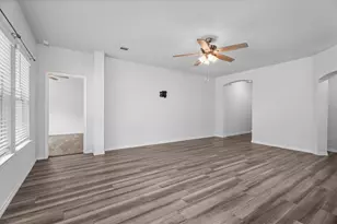 1939 Thorndyke Ln, Bryan, TX 77807 - Photo 9