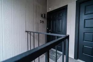 10811 Richmond Ave, Houston, TX 77042 - Photo 15