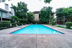 10811 Richmond Ave, Houston, TX 77042 - Photo 15